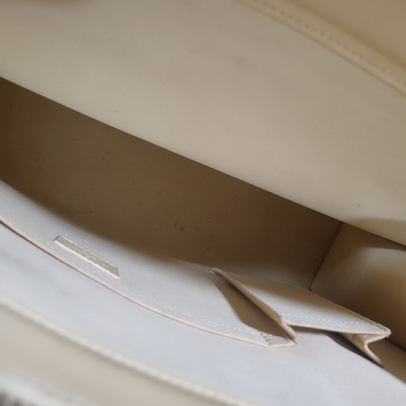 Louis Vuitton epi croisset - Picture 8 of 16